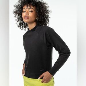 Machines for freedom size small crew neck cycling top (photos added)